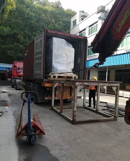 弹簧机.jpg 弹簧机.jpg