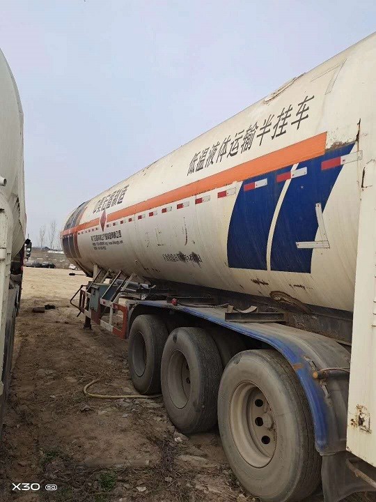 1584589763610821.jpg 槽车2.jpg